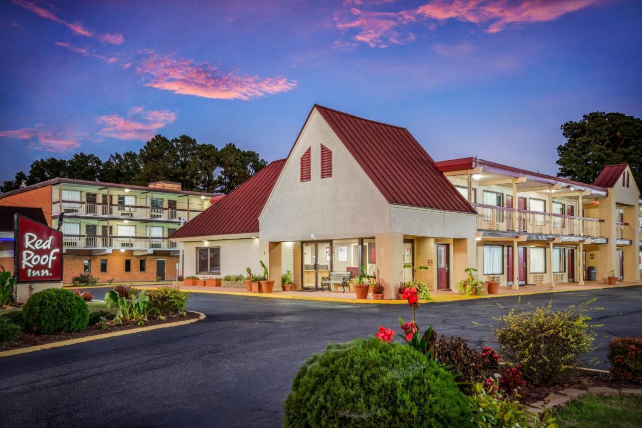 Red Roof Inn Williamsburg Exterior photo